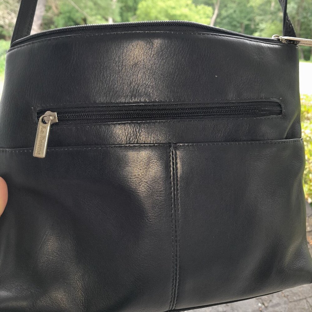Le Donne Leather Crossbody -Black